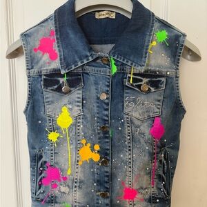 Chic Blue Denim Vest with Colorful Paint Splashes